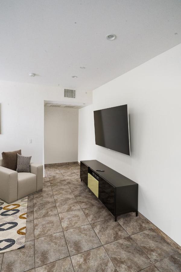 New Luxury Hollywood Sign View- Condo 로스앤젤레스 외부 사진